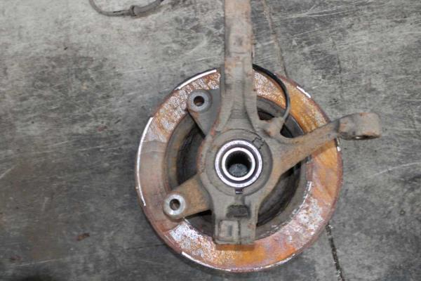 MOYEU AVANT DROIT FORD FIESTA 2008+ ESSENCE + 1.4TDCI / 1.6TDCI - Vue 2